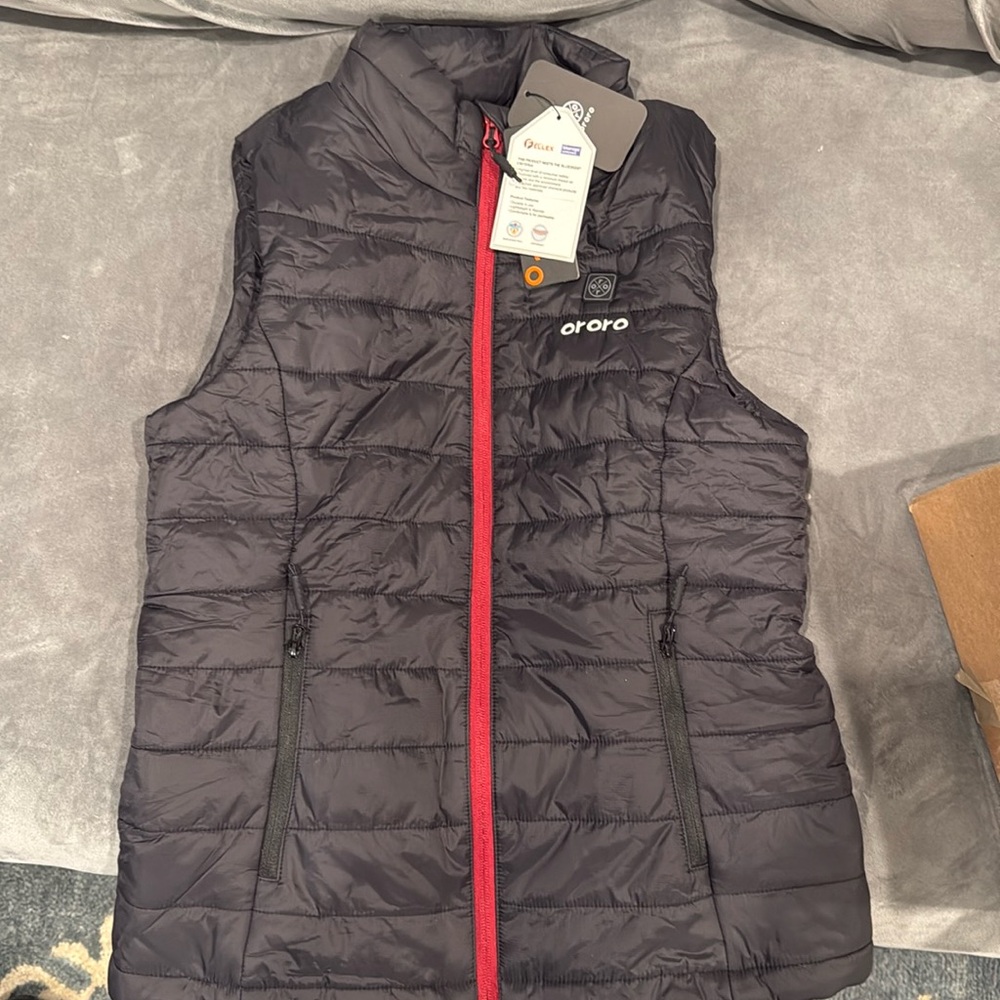 COPY - Brand new women’s 4 zone classic heated vest. NWT